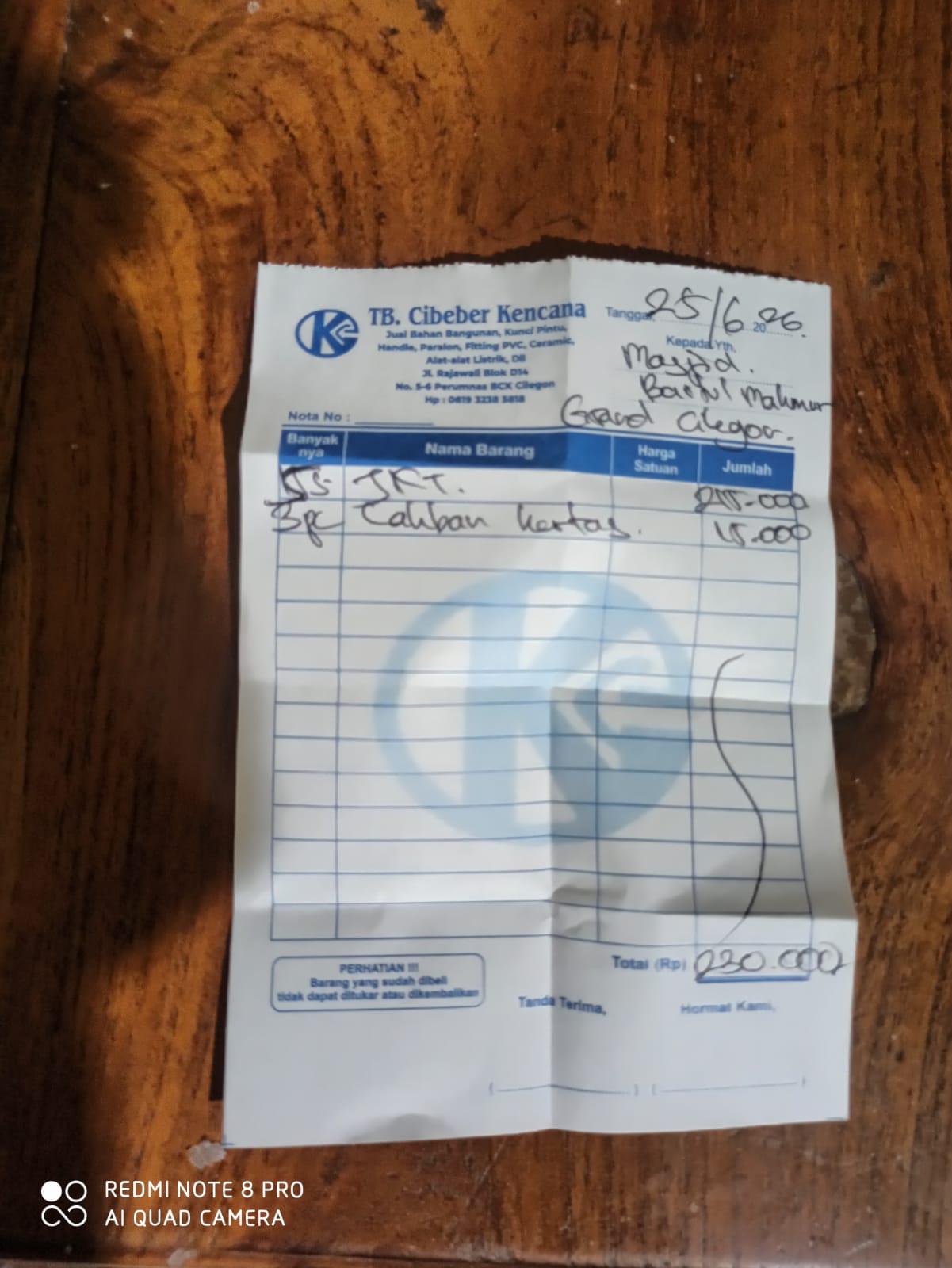 Semen dan Lakban Kertas